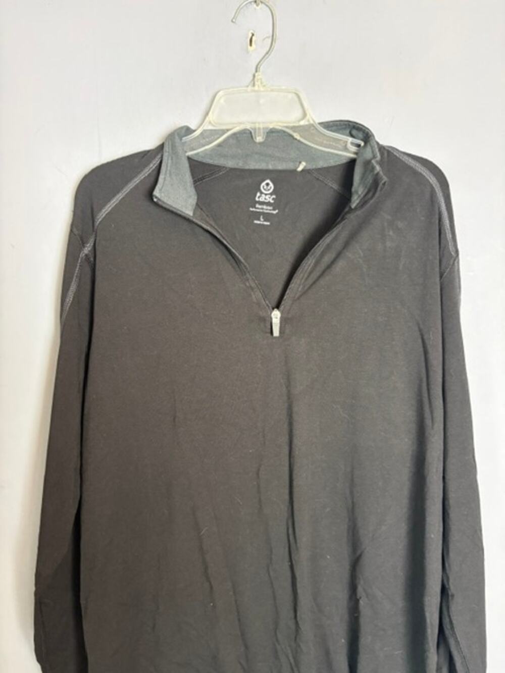 Tasc Performance Mens Black Bamboo Quarter Zip Pullover Shirt Size Large
